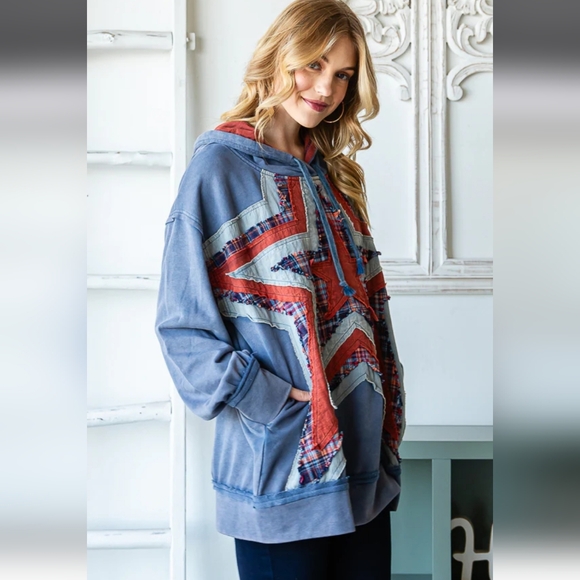 Oli & Hali STAR PATCHWORK HOODED PULLOVER TOP - Picture 2 of 4